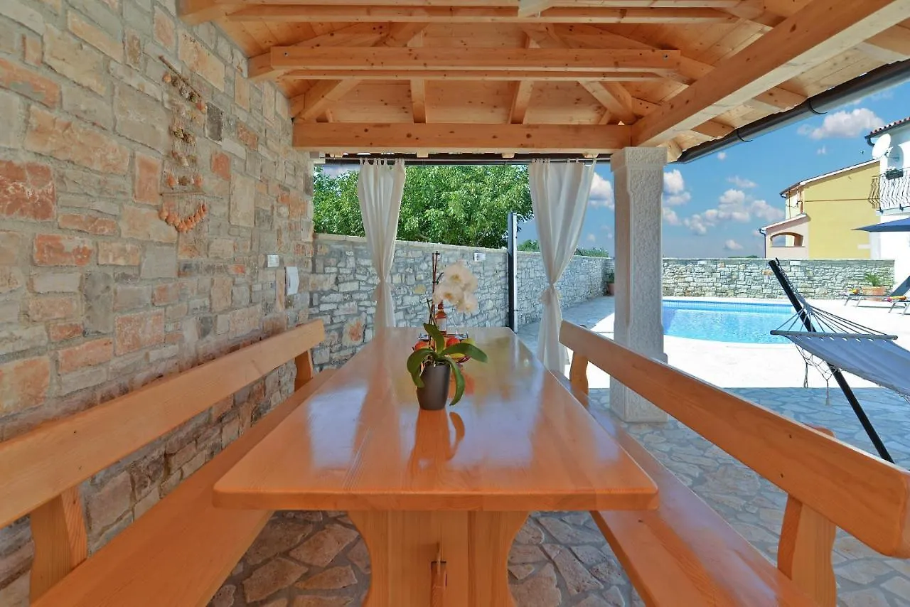 Villa House Roberto 1384 Galižana Casa vacanze