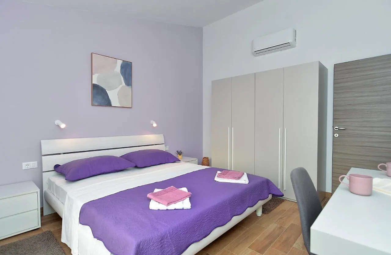 בית נופש הוילה Galižana House Roberto 1384