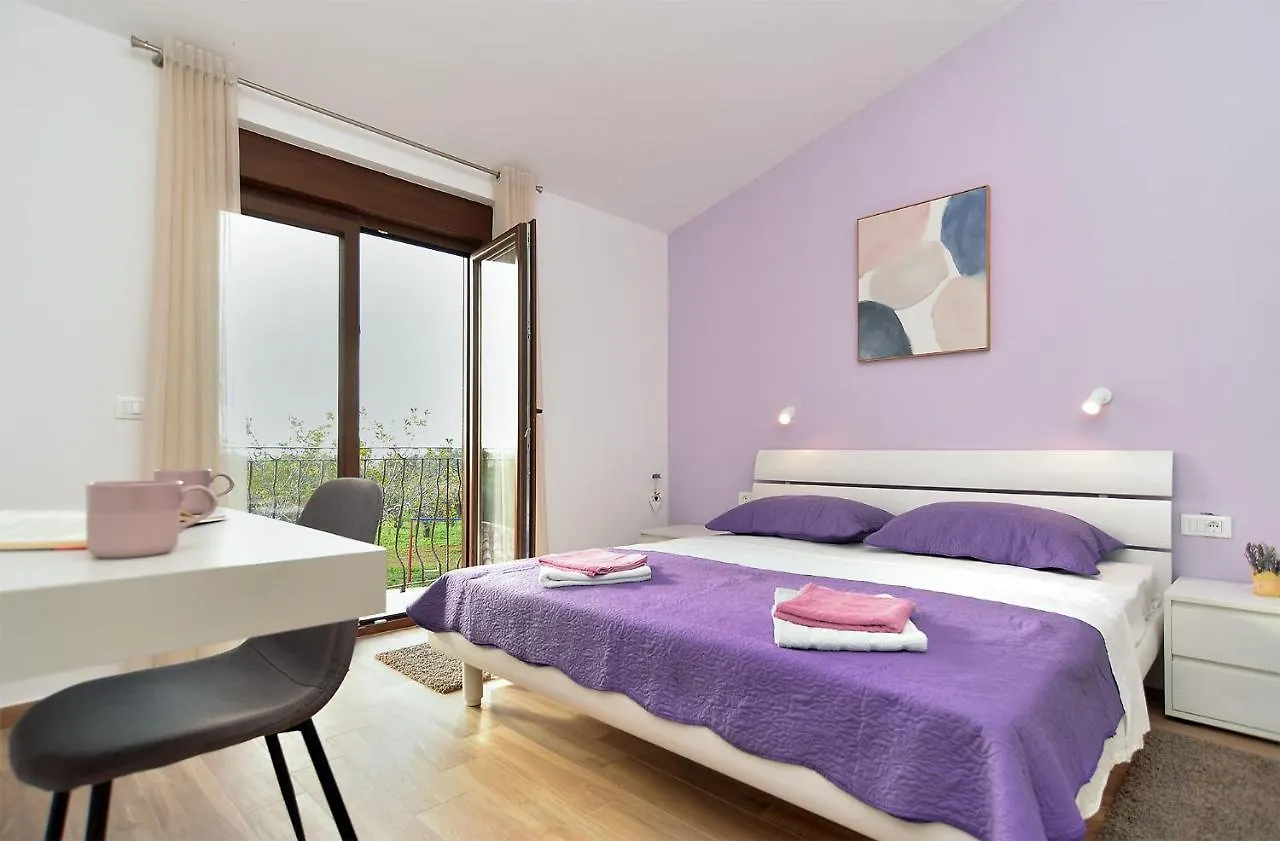 Casa vacanze Villa House Roberto 1384 Galižana