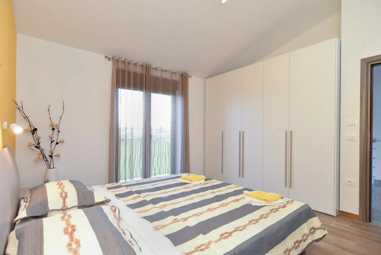 Casa vacanze Villa House Roberto 1384 Galižana
